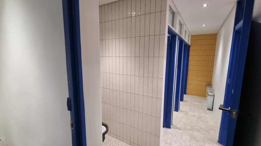 To Let Commercial Property for Rent in Woodstock Western Cape